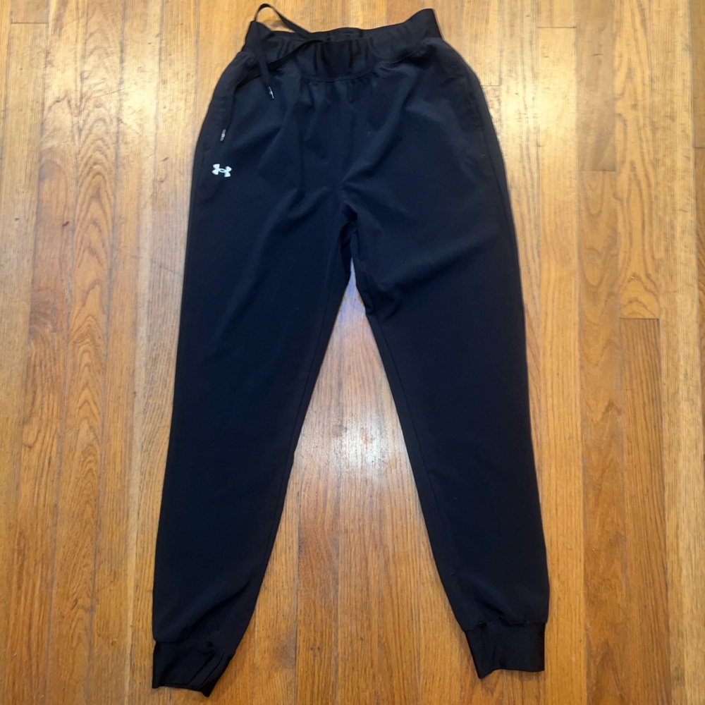 ✨ Under Armour Women’s Black Athletic Jogger Pants – Size XS ✨